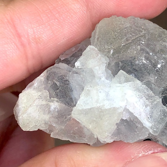 Fluorite with stand - Picture 5 of 8